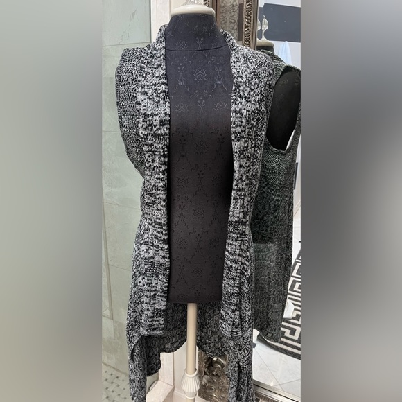 Sweater long vest - Picture 1 of 4